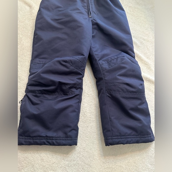 Falls Creek Snow Bibs, size 5T. Navy. In excellent condition. - Picture 4 of 6